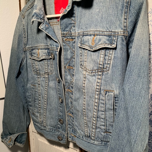 Hot Kiss Jean Jacket light wash size M - Picture 2 of 13